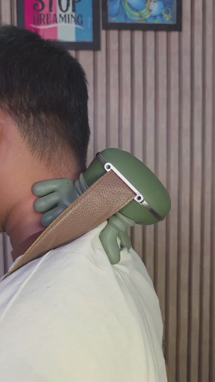 Portable 5D Kneading Neck And Shoulder Massager, USB Rechargeable Wireless Massage Device with 4-Claw Design, Heat Function, Finger-Like Kneading Experience for Neck, Back And Waist, Home Relaxation Gift for Men And Women, Olive Green
